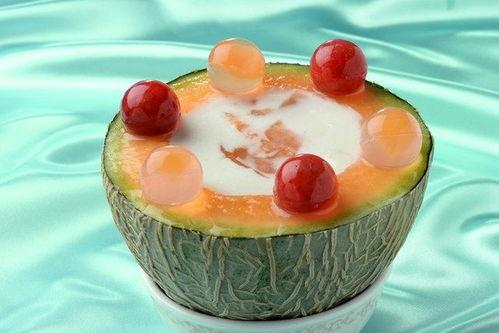 蜜瓜吃甜品视频,甜蜜滋味，轻松享受