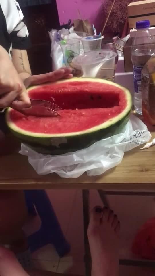 吃瓜男女宿舍,揭秘宿舍里的甜蜜与矛盾