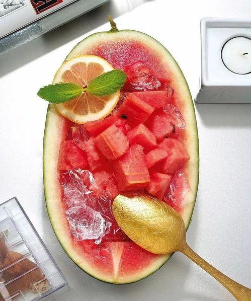 孕妇吃瓜呕吐,揭秘孕妇常见不适现象